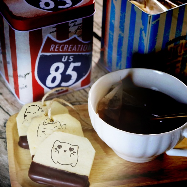 Tata Chiu Lian Miao, tea bag chocolate biscuits (similar to the little bear biscuit Wenqing style when I was a child) (with a gift box, suitable for sharing with colleagues, friends and family) [designed by TATA 啾恋喵],