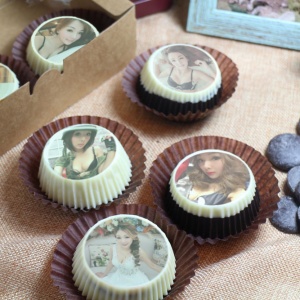 Caramel Girl Leaf Ying Caramel Girl Leaf Ying, Chocolate Oreo Biscuit 6pcs (with gift box, suitable for sharing with colleagues, friends and family) [designed by Caramel Girl Leaf Ying],