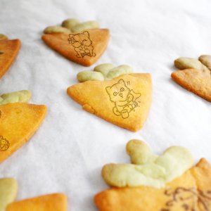 eyedbear0319, Happy Halloween_Carrot Cheese Biscuit Gift Box (similar to the little bear biscuit Wenqing style of childhood) (with gift box, suitable for sharing with colleagues, friends and family) [designed by Baiyan•Mr. Xiong],