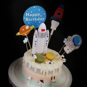 Susan Susan, Free Ice Cream Upgrade | Available Nationwide | Limited Quantities, Reservations Required | Delivery Within 24 Hours, Please Call 0227945616 __Space Snoopy (Includes dog, planet macarons, and space scene designs, subject to change. Enjoy decorating with kids or birthday celebratory moments with Susan - Specializing in handmade desserts including birthday cakes, ice cream cakes, customized cakes, French tarts, etc. | #*。.) ##... ....####,