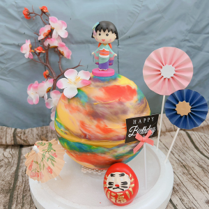 susan susan,Japanese style Chibi Maruko-chan | Knock-knock cake, planet cake | Can be filled with ice cream or not | Available anywhere in Taiwan | Limited quantity, reservation required | Please call 24 for delivery within 0227945616 hours^^ (You can put decorations inside the cake after cracking it!! The fillings are mainly strawberry bombs, with Chibi Maruko-chan, tumbler, peony, happy birthday, Japanese style plug-in, and Japanese style parasol. The shapes are adjusted from time to time. by SUSAN who talks with handmade desserts - birthday cakes, ice cream cakes, customized cakes, French tarts and other handmade desserts | #*..) ##... ....####,