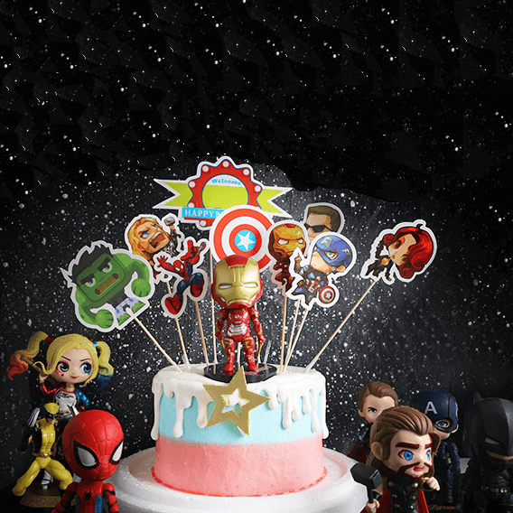 Cream Superhero Round Cake - Cake'O'Clocks