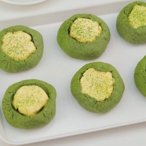 Matcha cheese biscuits, Greedy Guts Cat | dessert365 Handmade dessert delivery platform