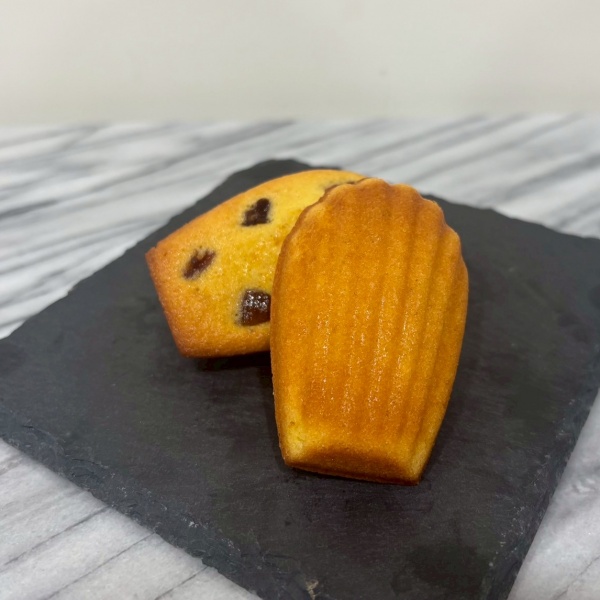 Golden Date Madeleines - Lanyang Honey Grains, Guanguan Dessert Factory