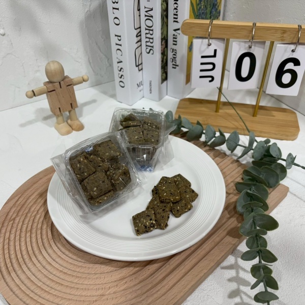 Black sesame cookies, Guan Guan Dessert Factory