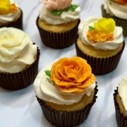 芊花六入杯子蛋糕, 裱花蛋糕, 芊花甜點工作室