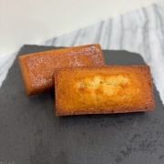 奶香費南雪, 官官甜點製造所